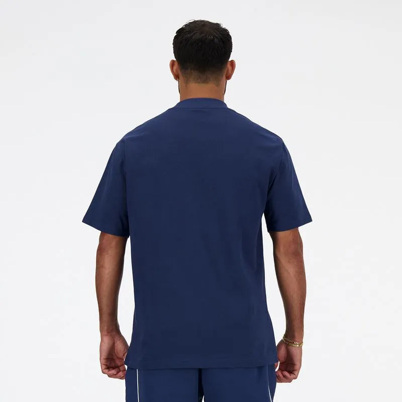 Camiseta Graphic Hoops