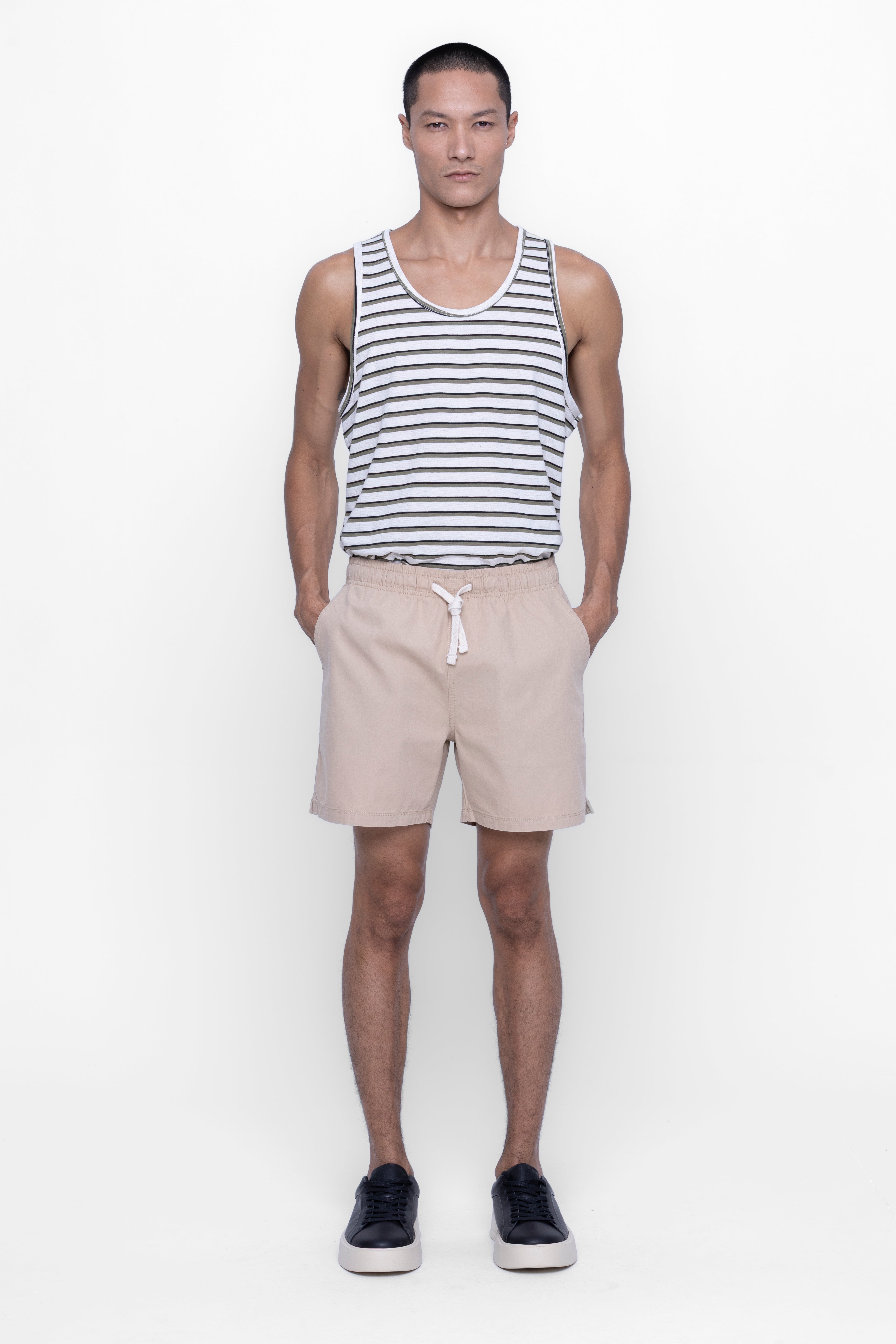 Short Sarja Tradicional Areia